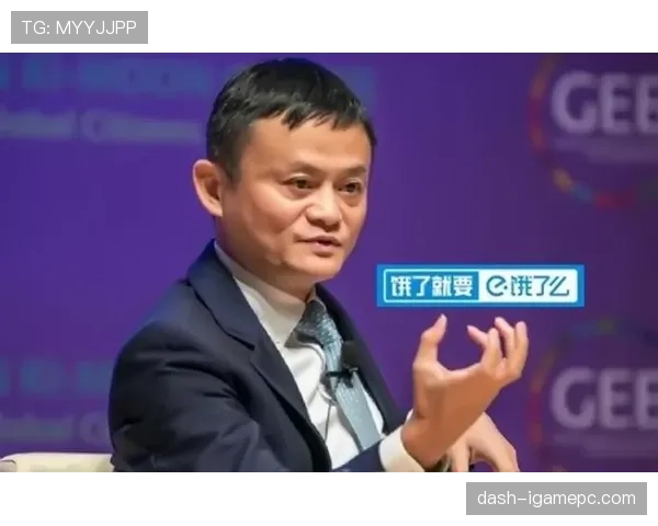 庞伟一天三顿外卖，连猫都嫉妒他的生活档次了